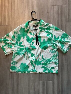 Green Floral Print Short-Sleeve Shirt (XL)
